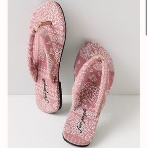 Free People Es Verdra Cotton Thong Sandals